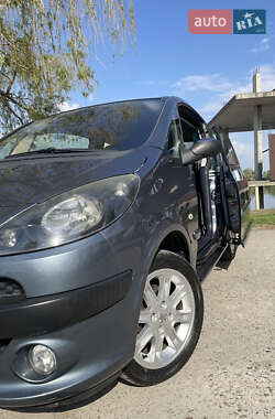 Мікровен Peugeot 1007 2006 в 