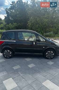 Мікровен Peugeot 1007 2005 в Бучі