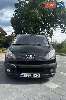 Мікровен Peugeot 1007 2005 в Бучі