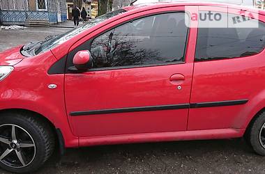 Хэтчбек Peugeot 107 2011 в Николаеве