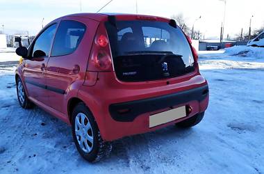 Хэтчбек Peugeot 107 2011 в Николаеве