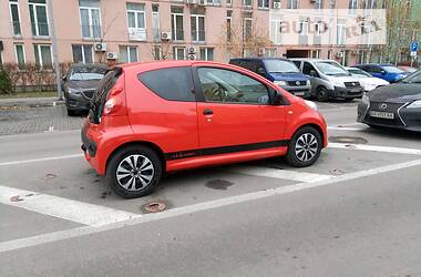 Хэтчбек Peugeot 107 2008 в Киеве