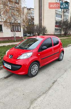 Хэтчбек Peugeot 107 2008 в Каменец-Подольском