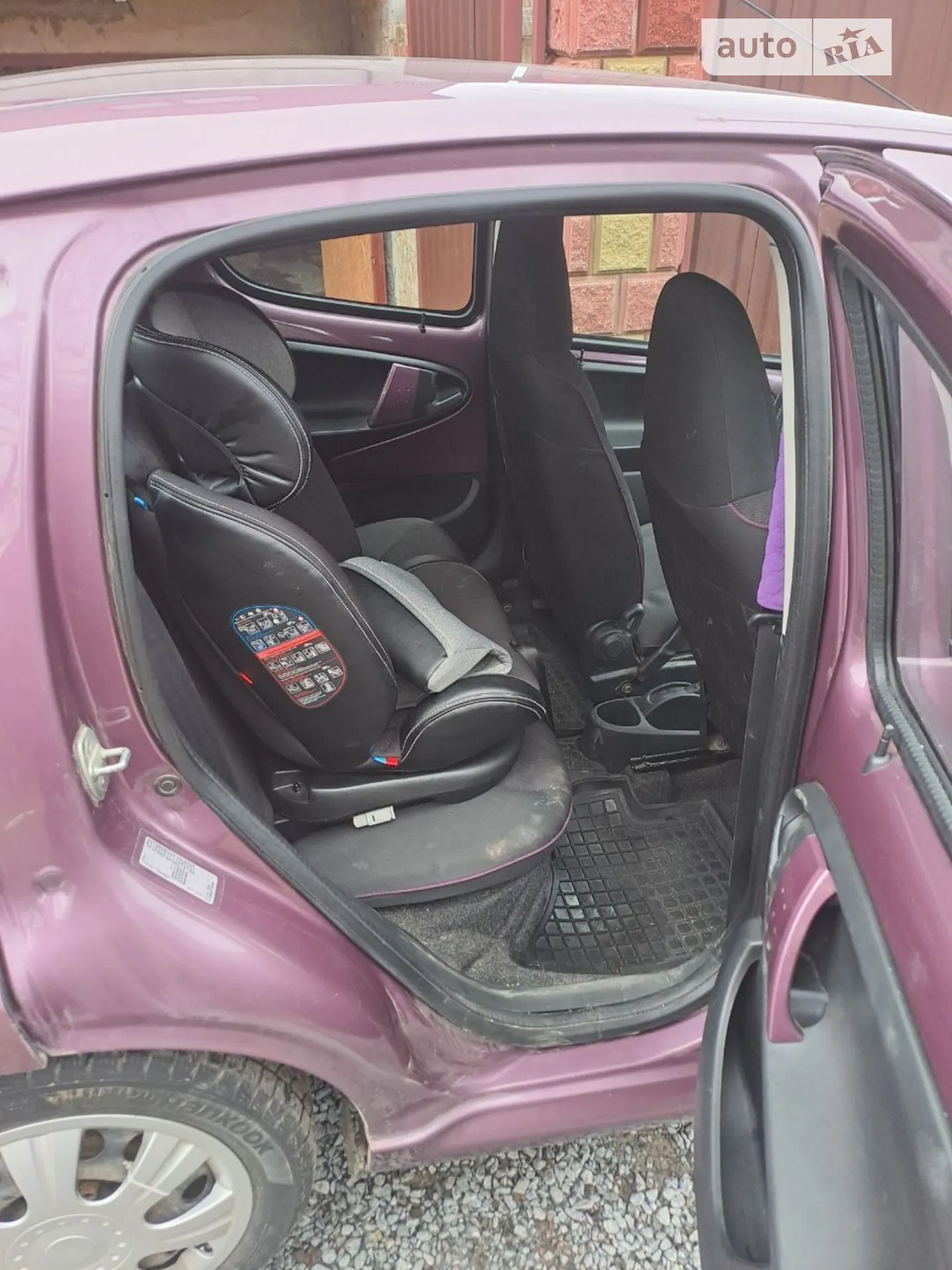 2013 Peugeot 107 - мініатюра 6