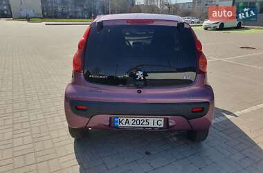 Хэтчбек Peugeot 107 2013 в 