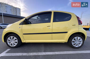 Хэтчбек Peugeot 107 2012 в Киеве