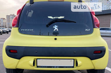 Хэтчбек Peugeot 107 2012 в Киеве