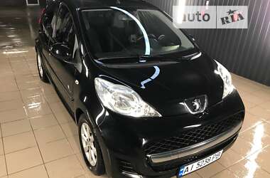 Хэтчбек Peugeot 107 2011 в Киеве