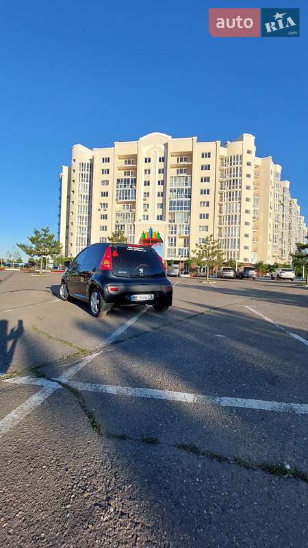 Хетчбек Peugeot 107 2011 в Миколаєві