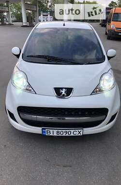 Хетчбек Peugeot 107 2011 в Києві