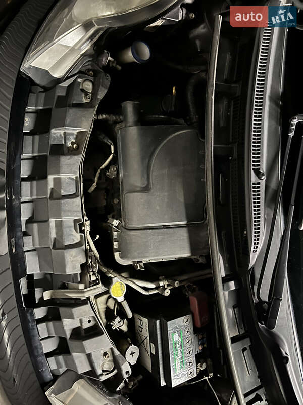 Хетчбек Peugeot 107 2012 в Києві