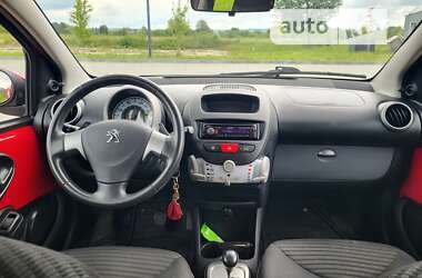 Хетчбек Peugeot 107 2012 в Рівному