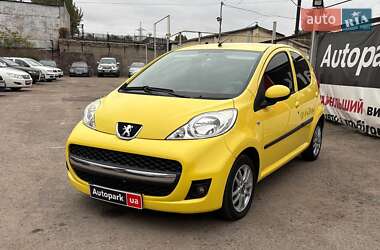 Хэтчбек Peugeot 107 2011 в Запорожье