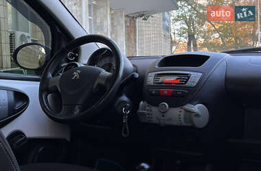 Хетчбек Peugeot 107 2012 в Миколаєві