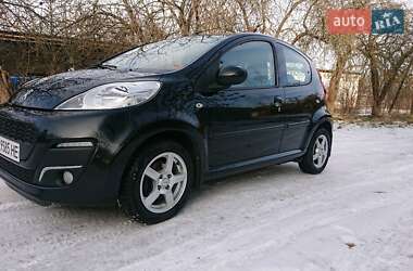 Хетчбек Peugeot 107 2012 в Івано-Франківську