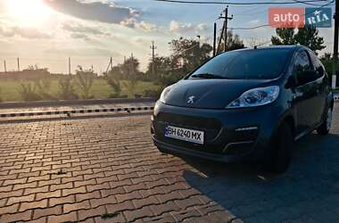 Хетчбек Peugeot 107 2014 в Доброславі