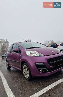 Хэтчбек Peugeot 107 2012 в Харькове