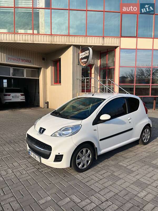 Хетчбек Peugeot 107 2011 в Запоріжжі