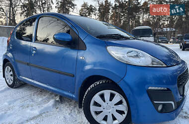 Хетчбек Peugeot 107 2012 в Бучі