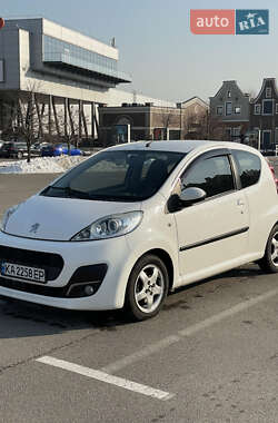 Хэтчбек Peugeot 107 2012 в Киеве