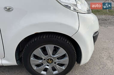 Хетчбек Peugeot 107 2012 в 
