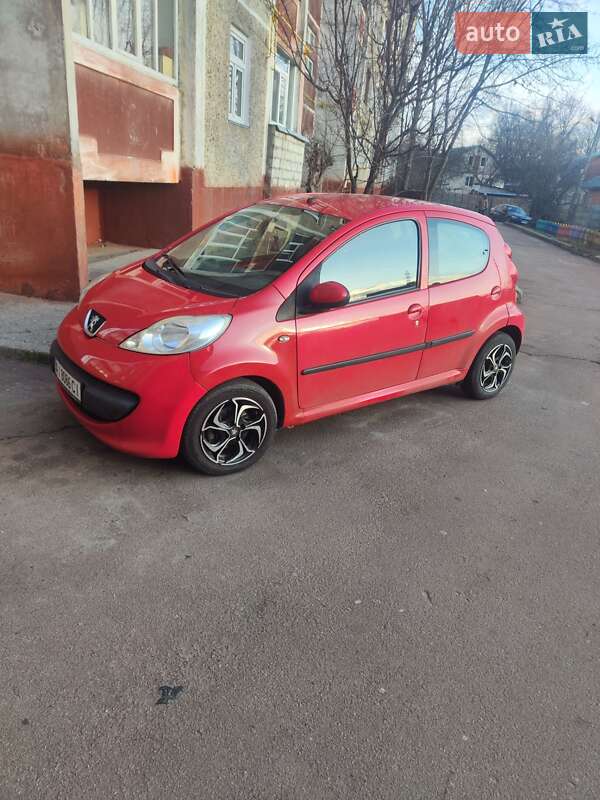 Хэтчбек Peugeot 107 2007 в Чернигове