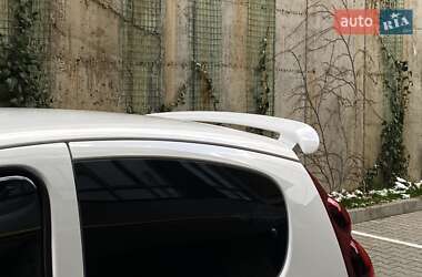 Хетчбек Peugeot 107 2013 в 