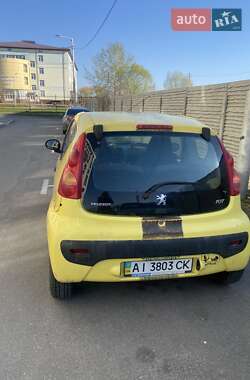 Хэтчбек Peugeot 107 2008 в 