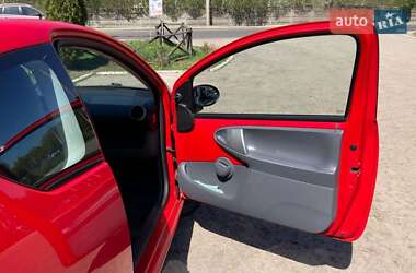 Хэтчбек Peugeot 107 2007 в 