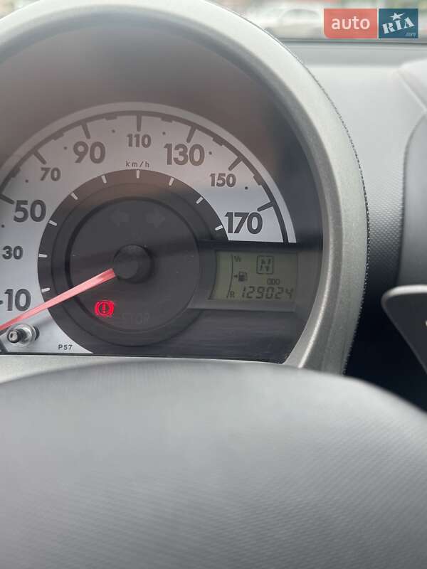 Хетчбек Peugeot 107 2012 в Харкові