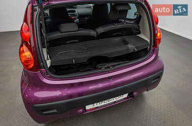 Хэтчбек Peugeot 107 2012 в 