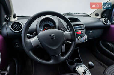 Хэтчбек Peugeot 107 2012 в 