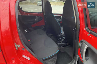 Хетчбек Peugeot 107 2013 в 