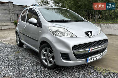 Peugeot 107 2011 Peugeot 107 2011