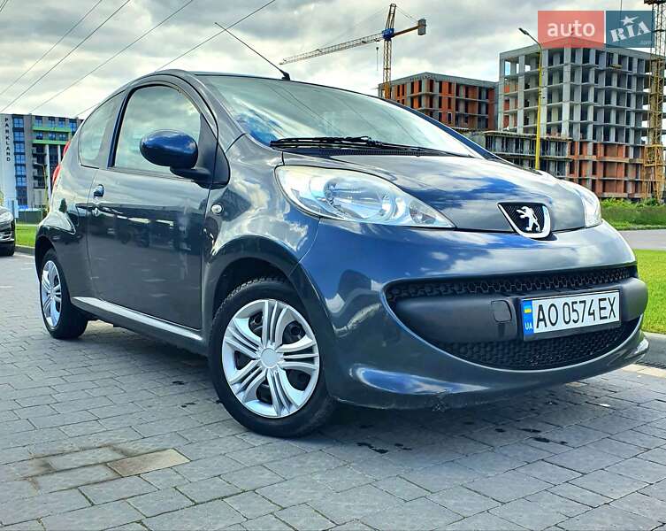 Хетчбек Peugeot 107 2008 в Ужгороді