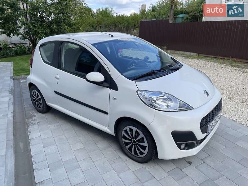 Хэтчбек Peugeot 107 2012 в Тернополе