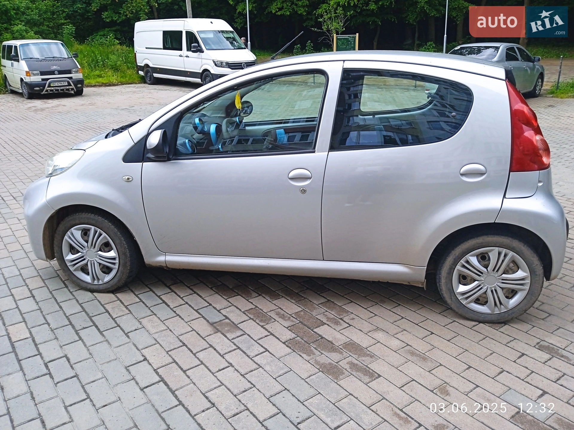 2010 Peugeot 107 - мініатюра 3