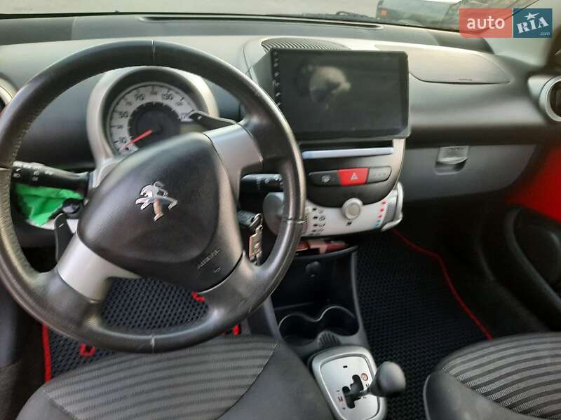 Хетчбек Peugeot 107 2012 в Харкові