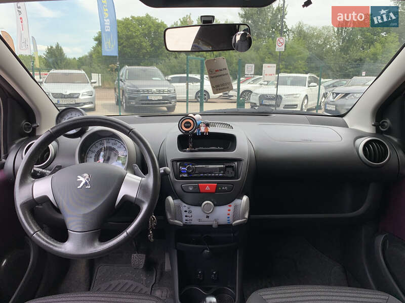 Хетчбек Peugeot 107 2014 в Бердичеві