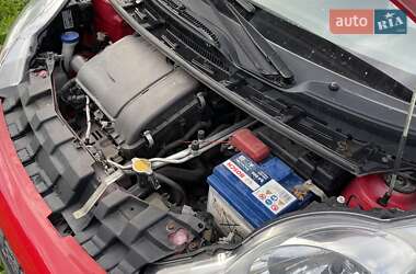 Хетчбек Peugeot 107 2012 в 
