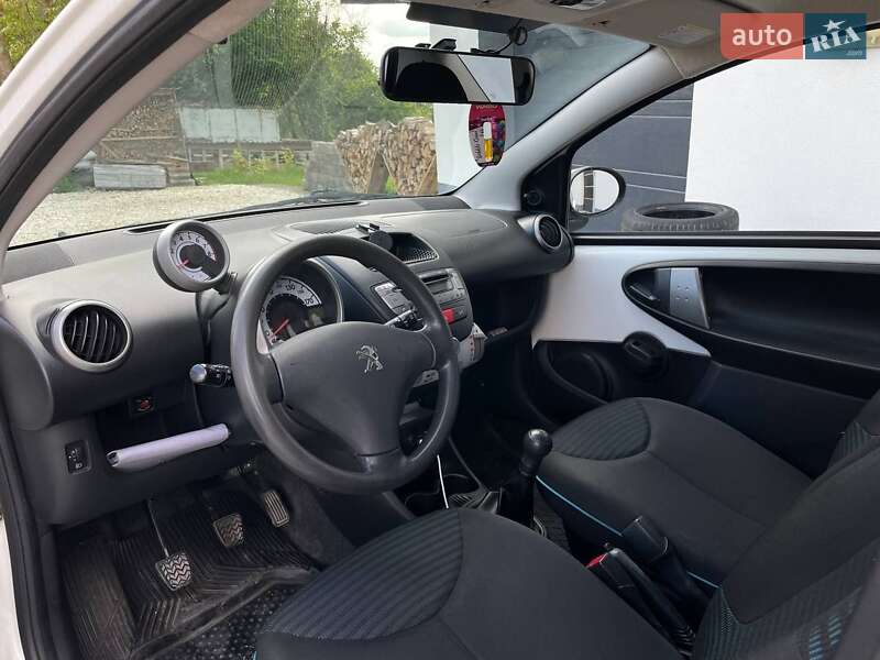 Хэтчбек Peugeot 107 2012 в Тернополе