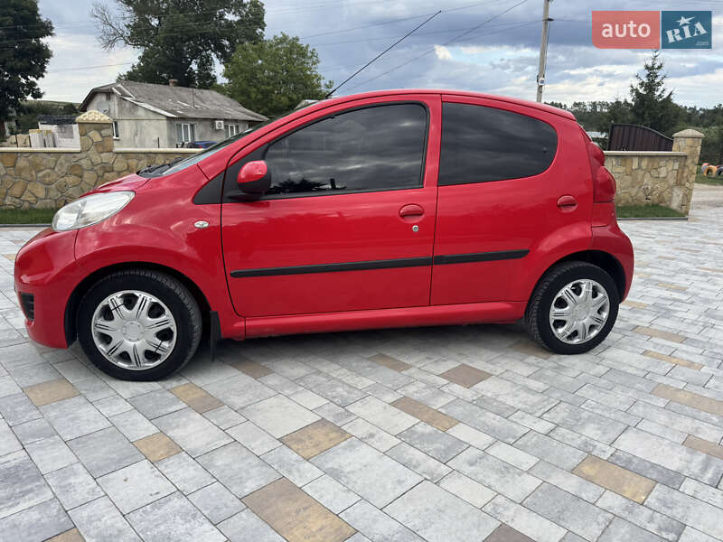 Хэтчбек Peugeot 107 2011 в Тернополе