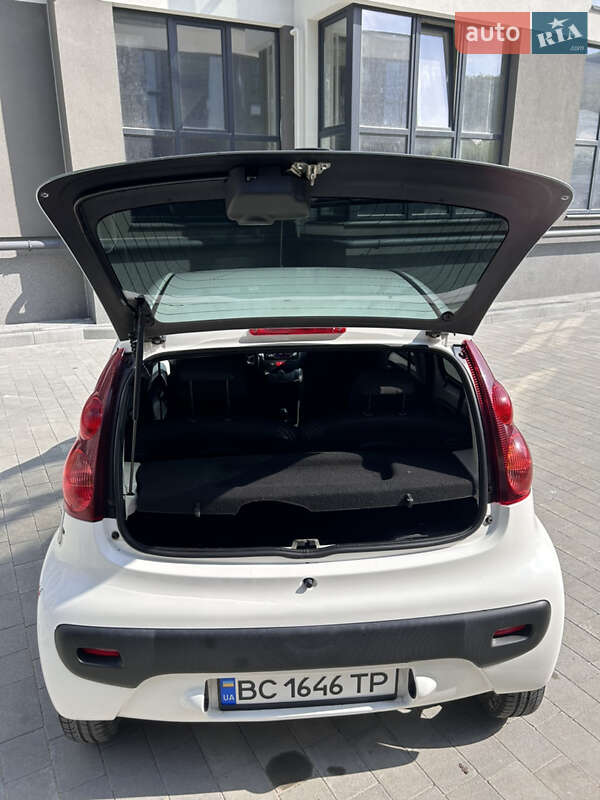 Хетчбек Peugeot 107 2012 в Львові