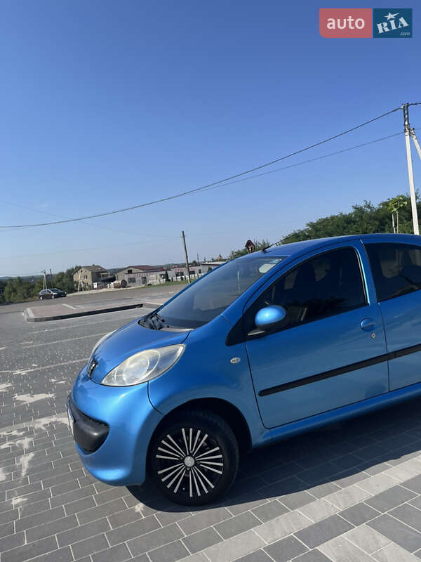 Хетчбек Peugeot 107 2007 в Мостиській
