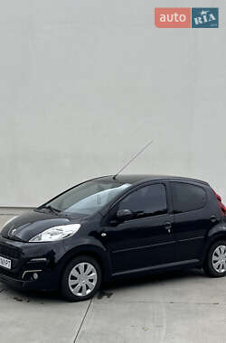 Хетчбек Peugeot 107 2014 в 