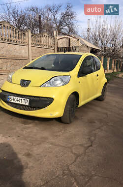 Хэтчбек Peugeot 107 2007 в Кривом Роге