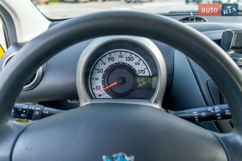 Хетчбек Peugeot 107 2010 в Києві