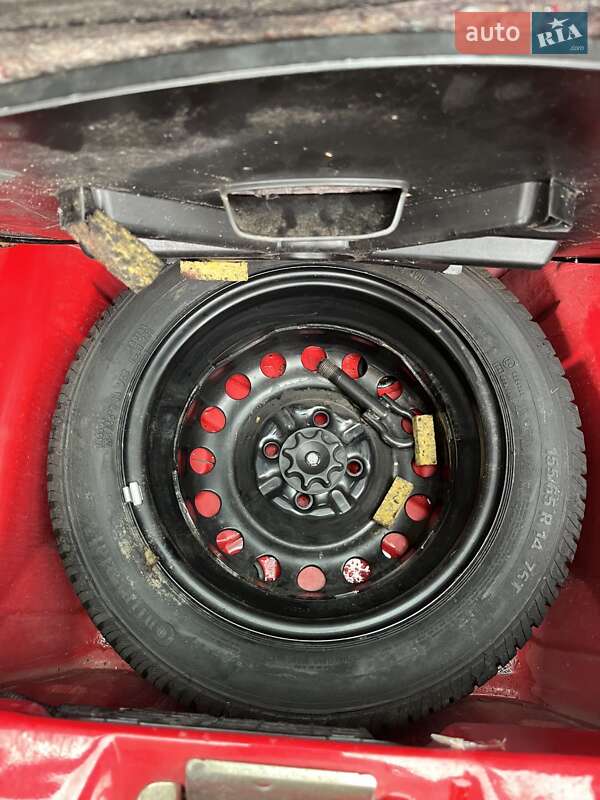 Хэтчбек Peugeot 107 2008 в Дубно