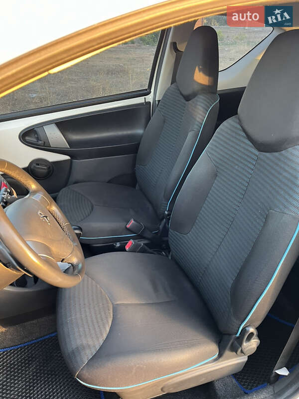 Хетчбек Peugeot 107 2012 в Кривому Озері