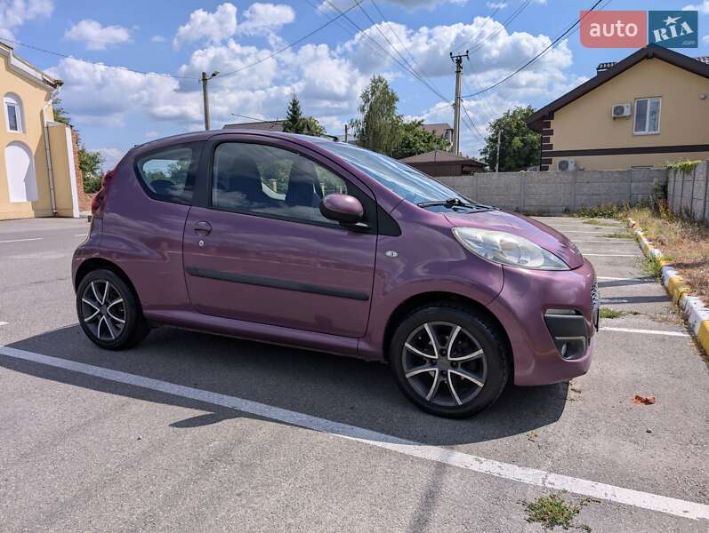 Peugeot 107 2012